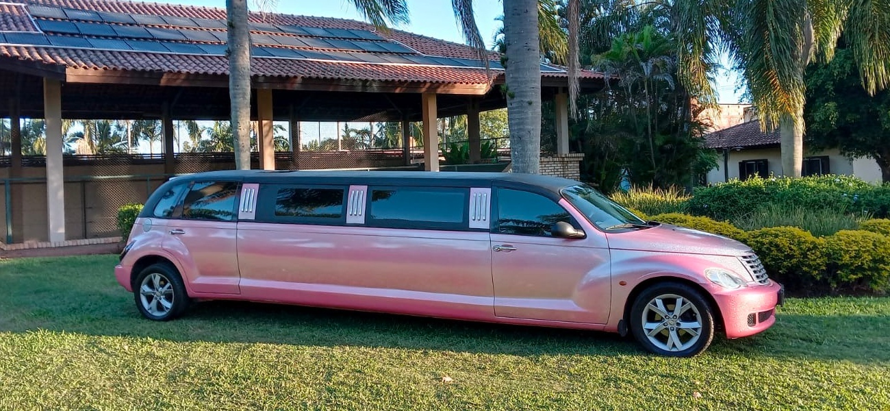 Limousine Rosa e Pink da Barbie para Aniversário Infantil